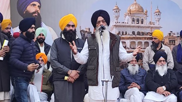 Dal Khalsa spokesperson S. Kanwarpal Singh addressing the gathering on 40th anniversary of Sarbat Khalsa 1986 at Amritsar दल खालसा के प्रवक्ता स. कंवरपाल सिंह, अमृतसर में सरबत खालसा 1986 की 40वीं वर्षगांठ के मौके पर अपने विचार साझा करते हुए।
